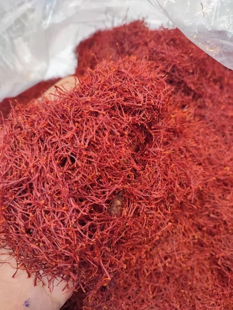 Saffron threads